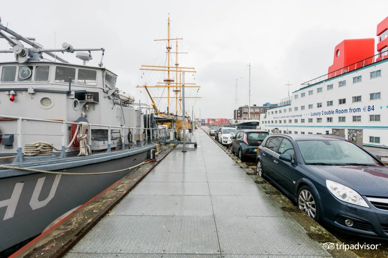 Botel