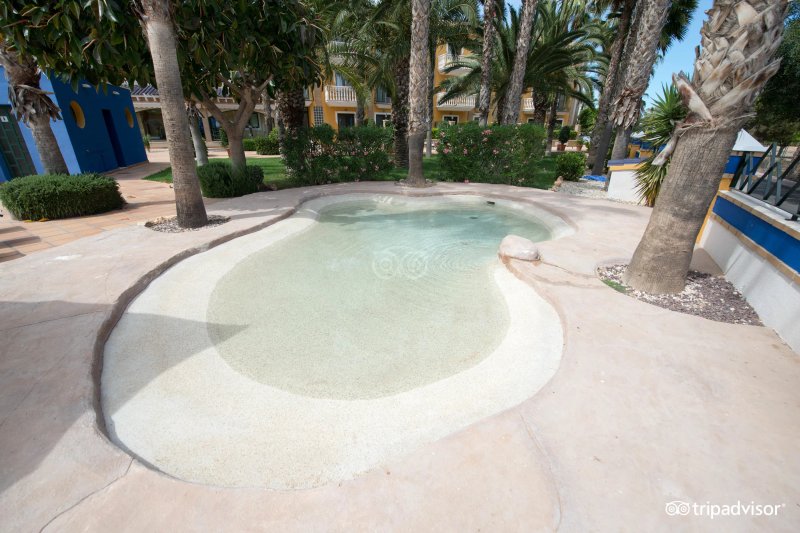 Hotel La Laguna Spa & Golf