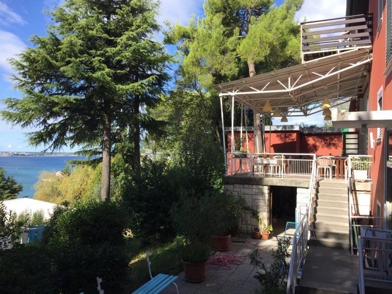 Maestral Residence
