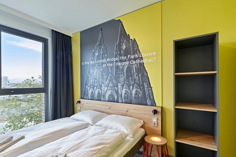 Meininger Hotel Köln West