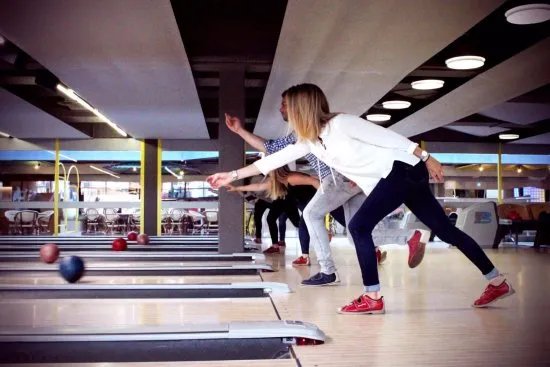 Sunset - Bowling