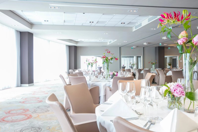 Holiday Inn Amsterdam - Arena Towers, an IHG hotel