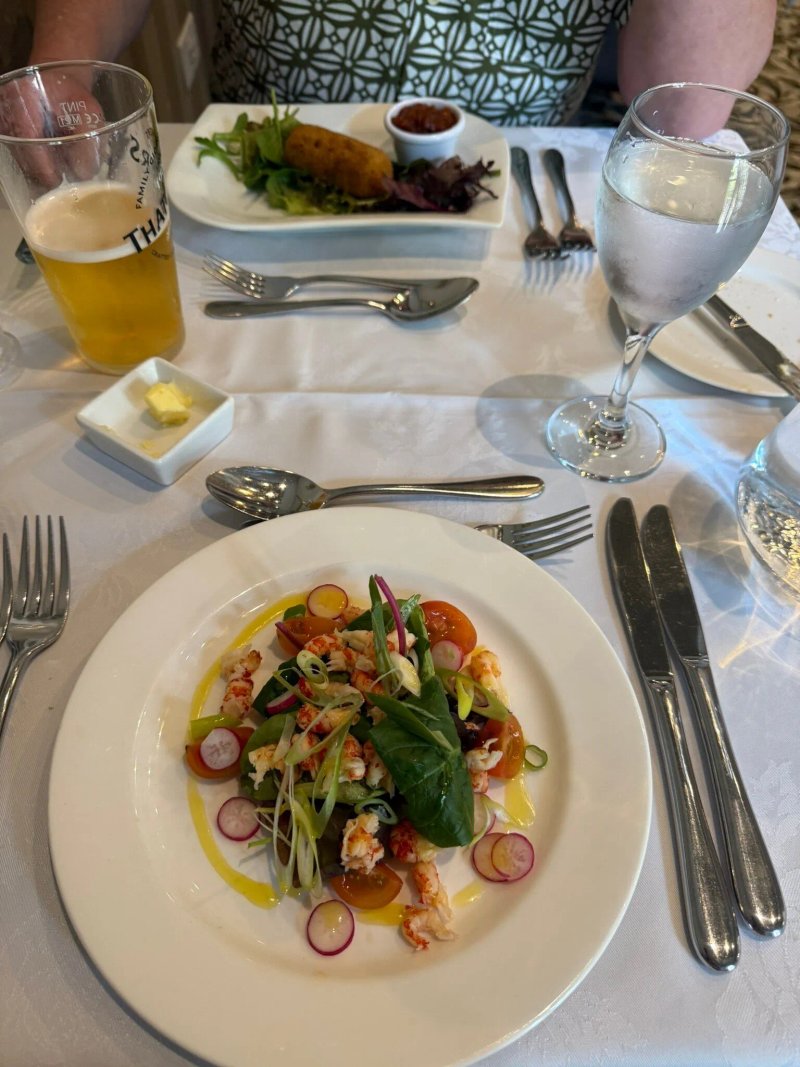 Lysses House Hotel