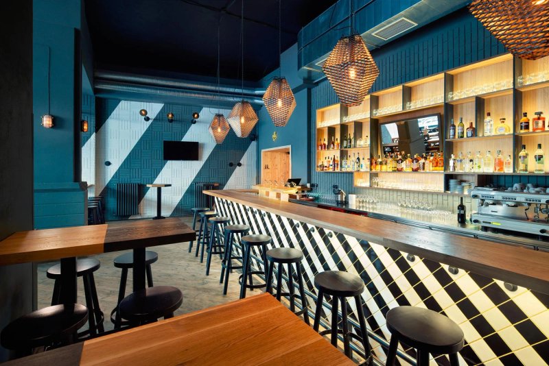 Restaurant Rebel Wings