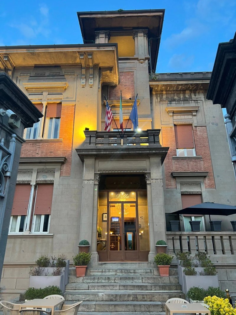 Villa Tower Inn Hotel