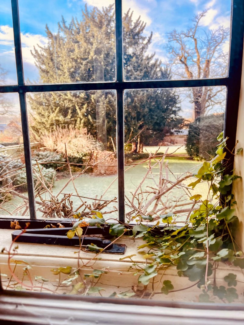Harlington Manor