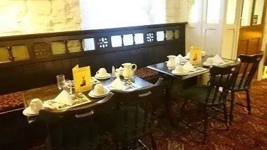 Stags Head Hotel