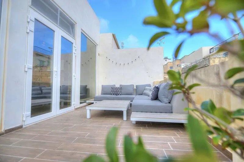 Spectacular spacious house with sun terrace ILJU1-1