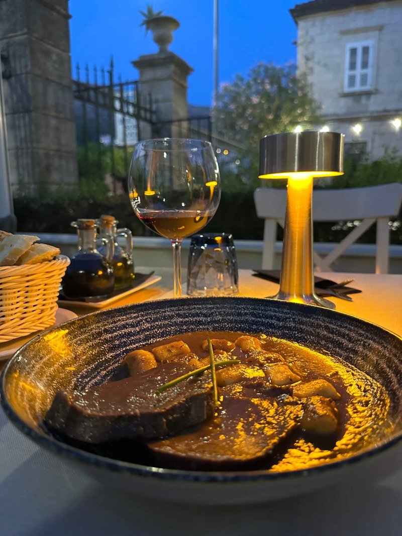 Taverna Loggia
