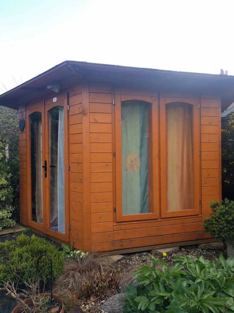 The Healing Hut Retreat Kibworth