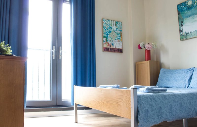 Snoozles Hostel
