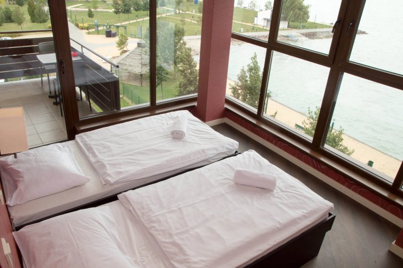 Balaton Hotel & Restaurant