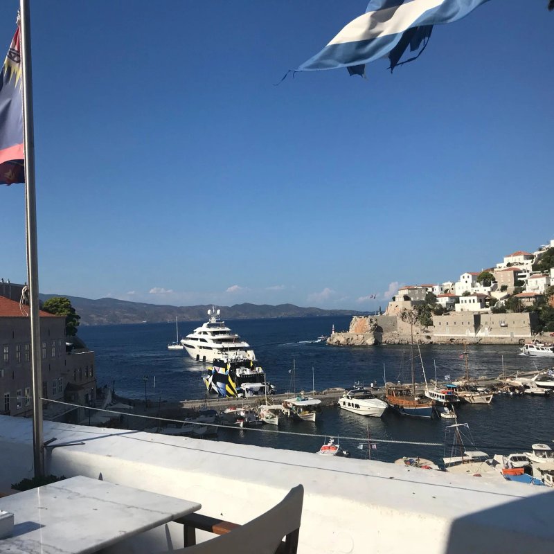 Douskos Port House