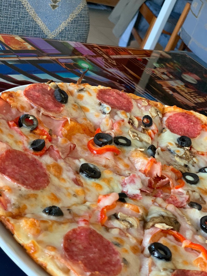 Pizzeria Restaurant John