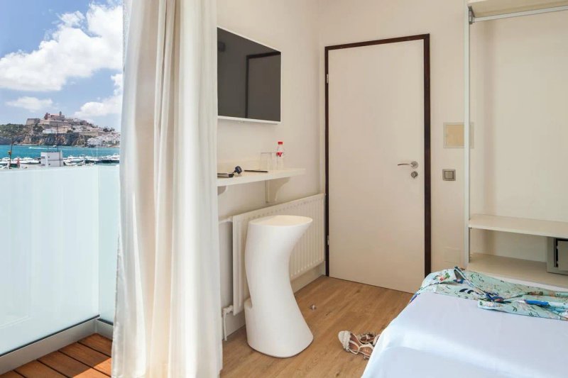 RocaMar Hotel