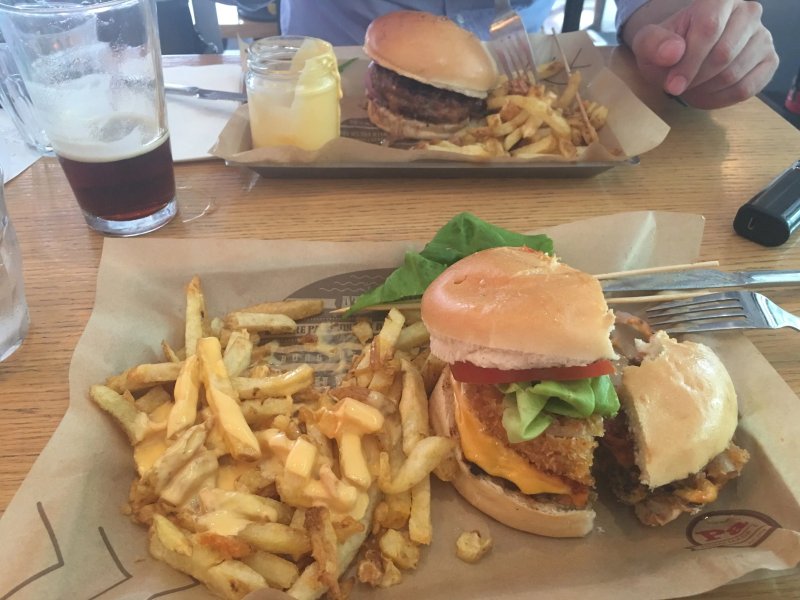 Pax burgers
