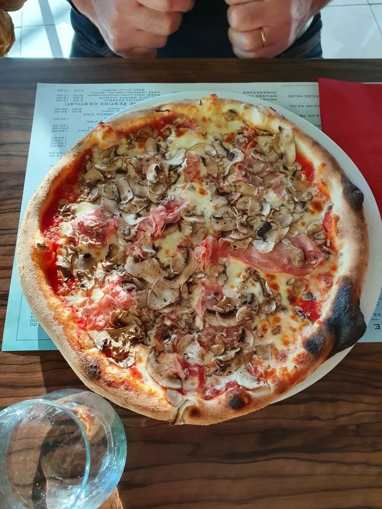 Pizzeria In Forno Pula