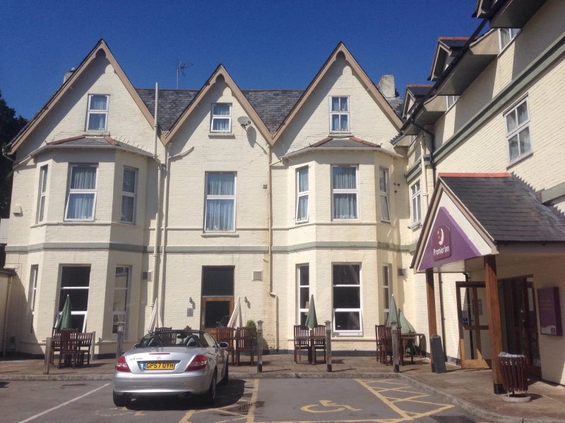 Premier Inn Bournemouth East (Boscombe) hotel