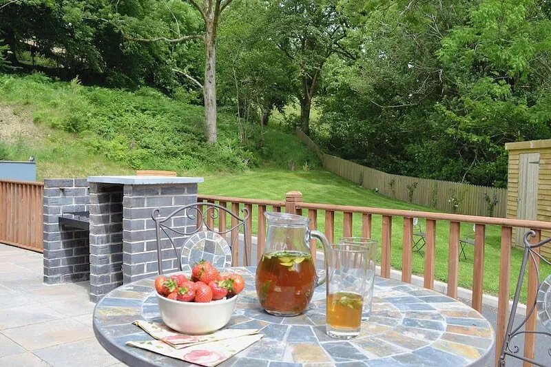 2 bedroom accommodation in Dihewyd, near Aberaeron