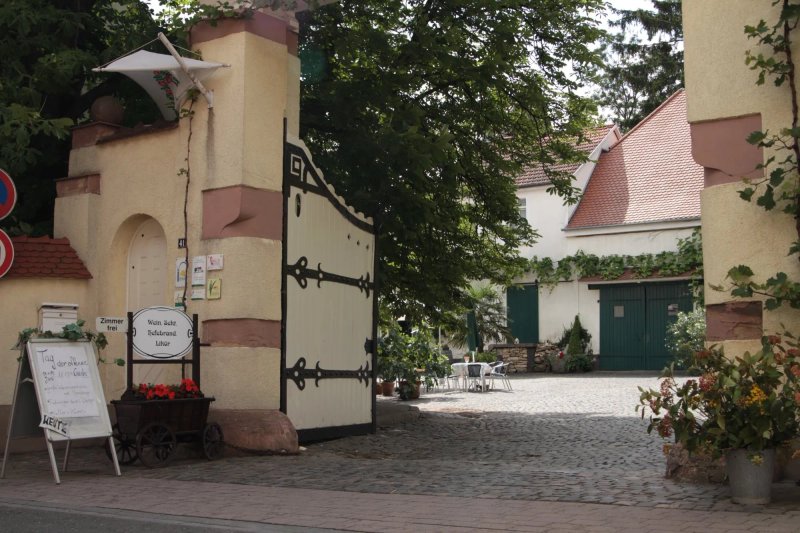Weingut Gaestehaus Bernhard-Raeder