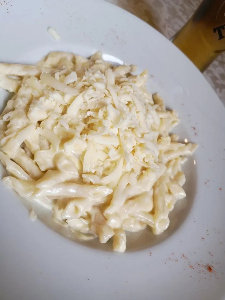 Bistro-Pizzeria & Cheese Shop Vesna Loborika