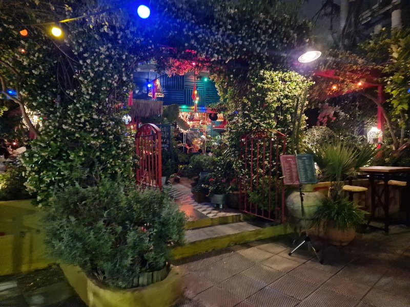 La Cantina Favela