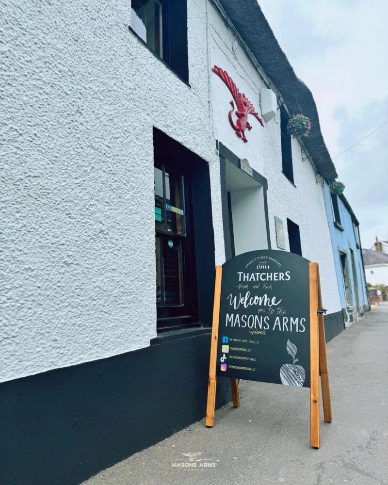 The Masons Arms