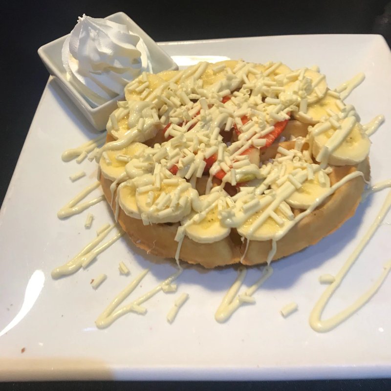 Creams Cafe