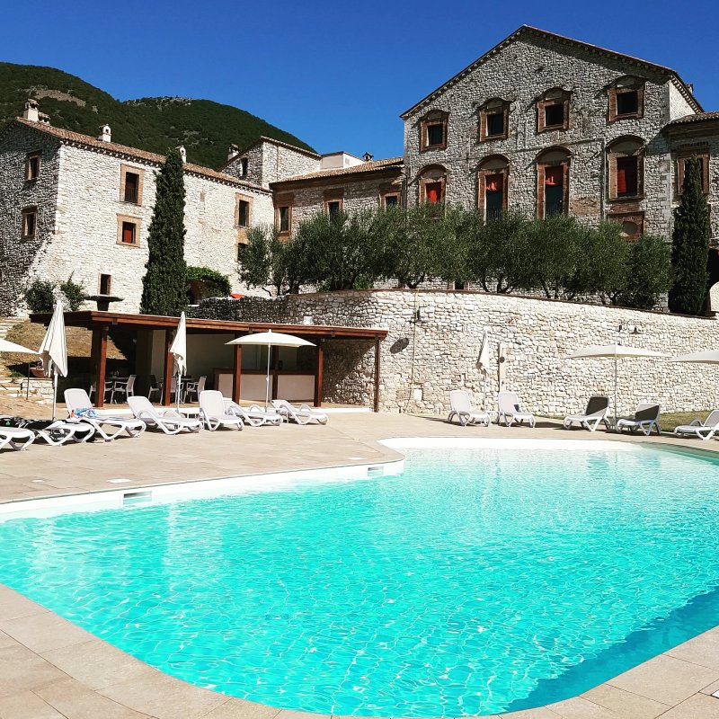 Abbazia di San Pastore Residenza d'Epoca