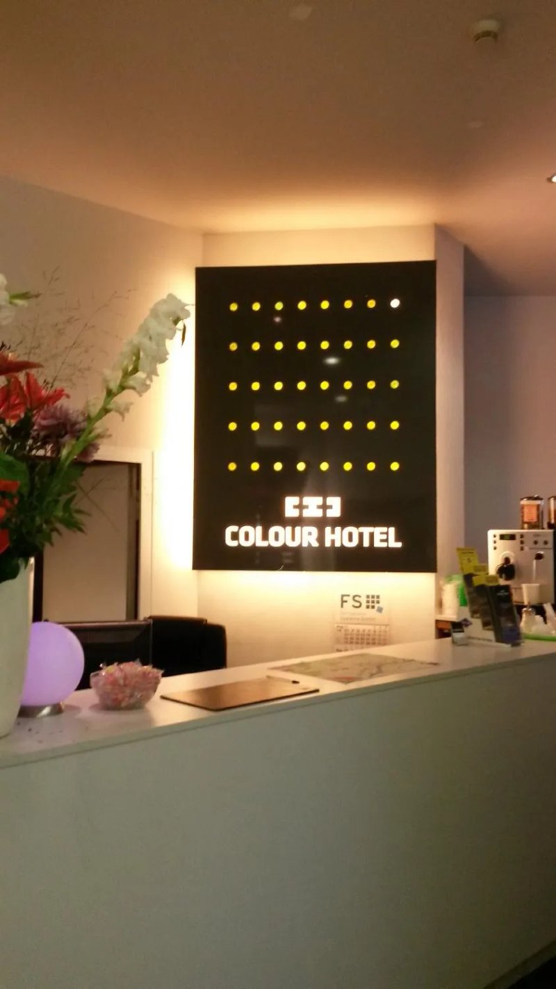 Colour Hotel