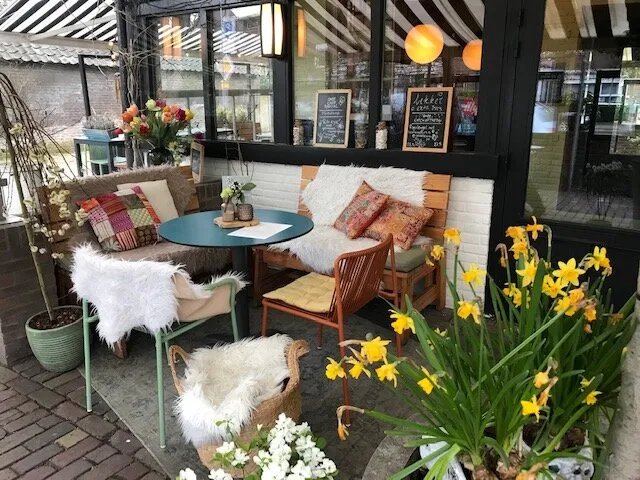Korenbloem Borrel, Bites & Food