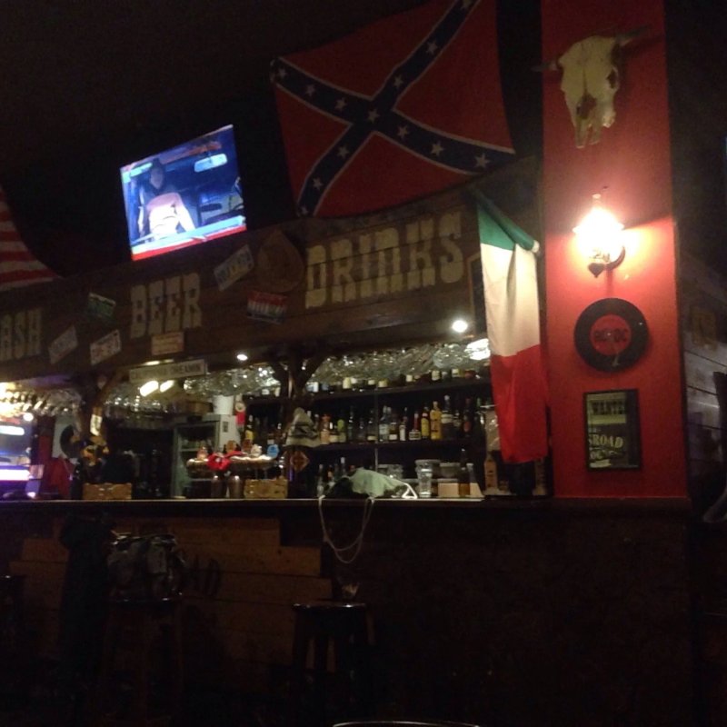 Crossroad Saloon