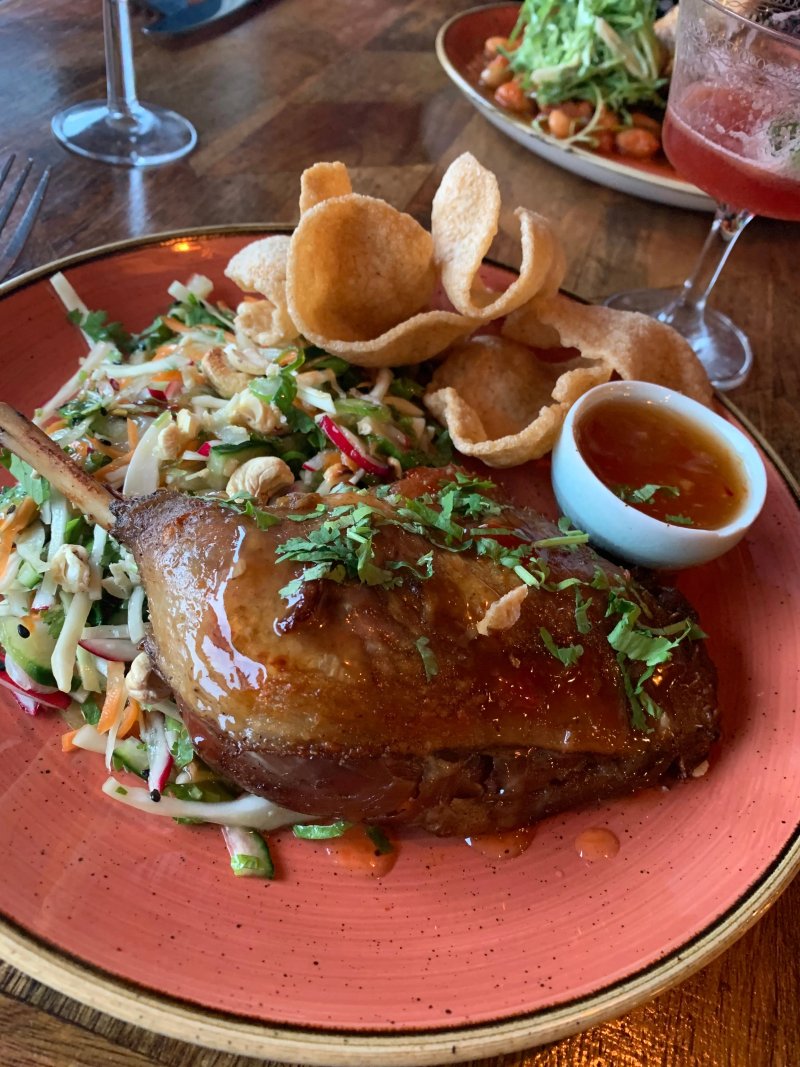 Bowling House - Restaurant & Bar