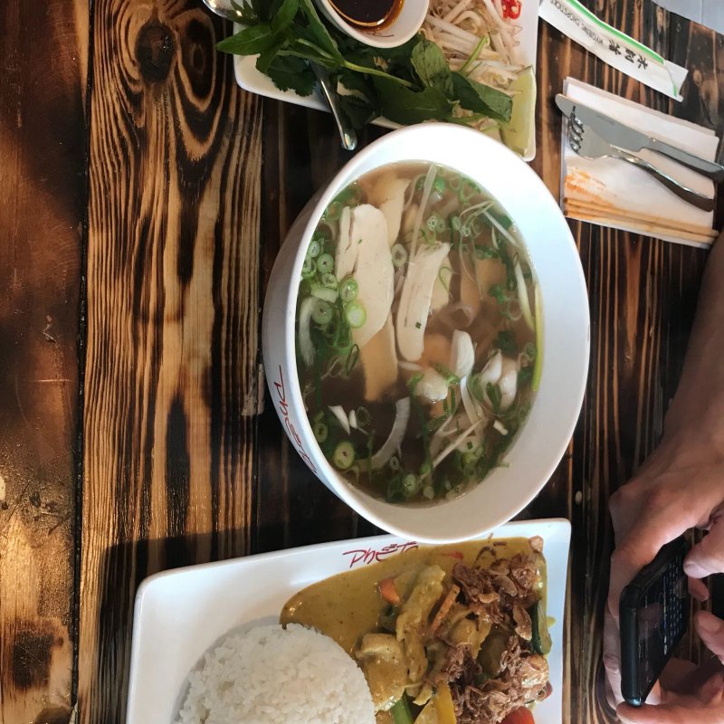 Pho Ta
