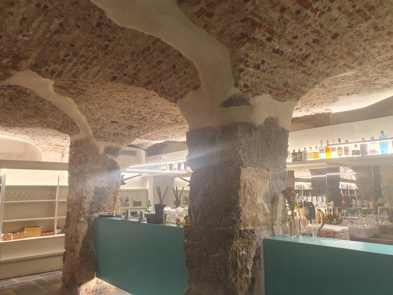 Nouvelle Vague Ristorante Caffe Eno-libreria