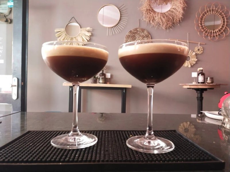 Le Petit Cafe