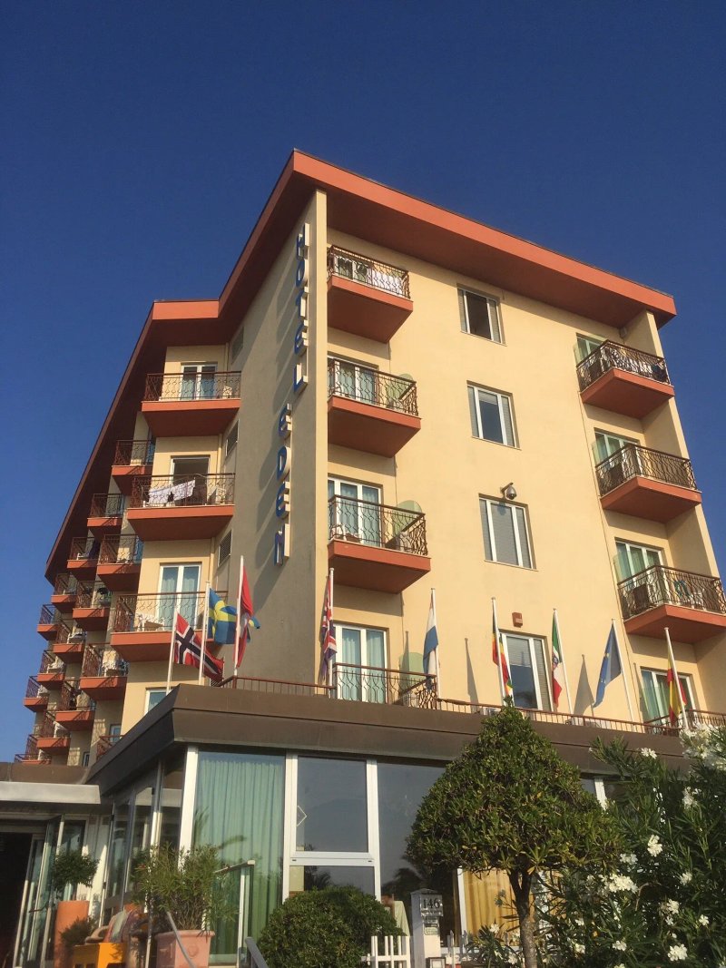 Hotel Eden