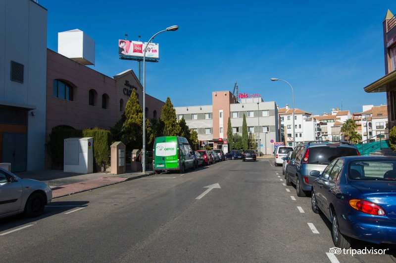 ibis Granada