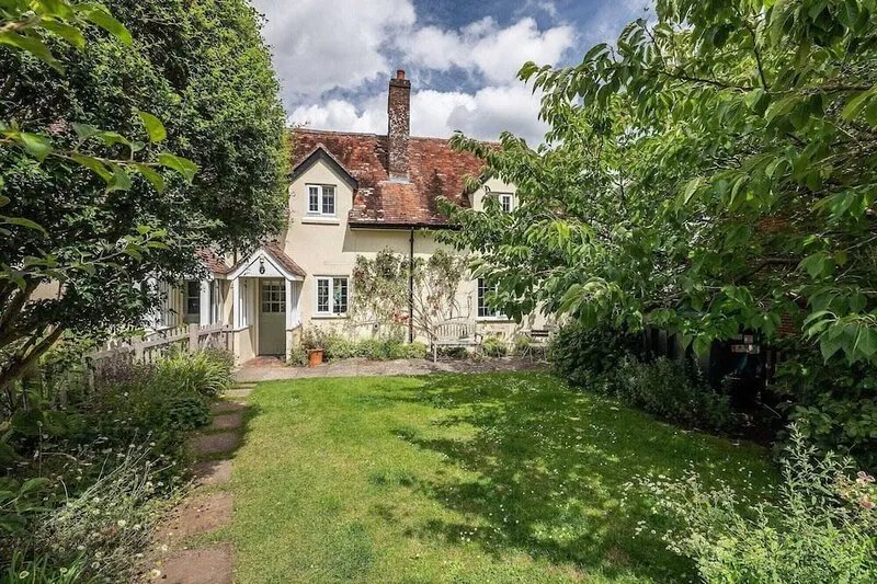 18th Century Cottage in Dorset Countryside