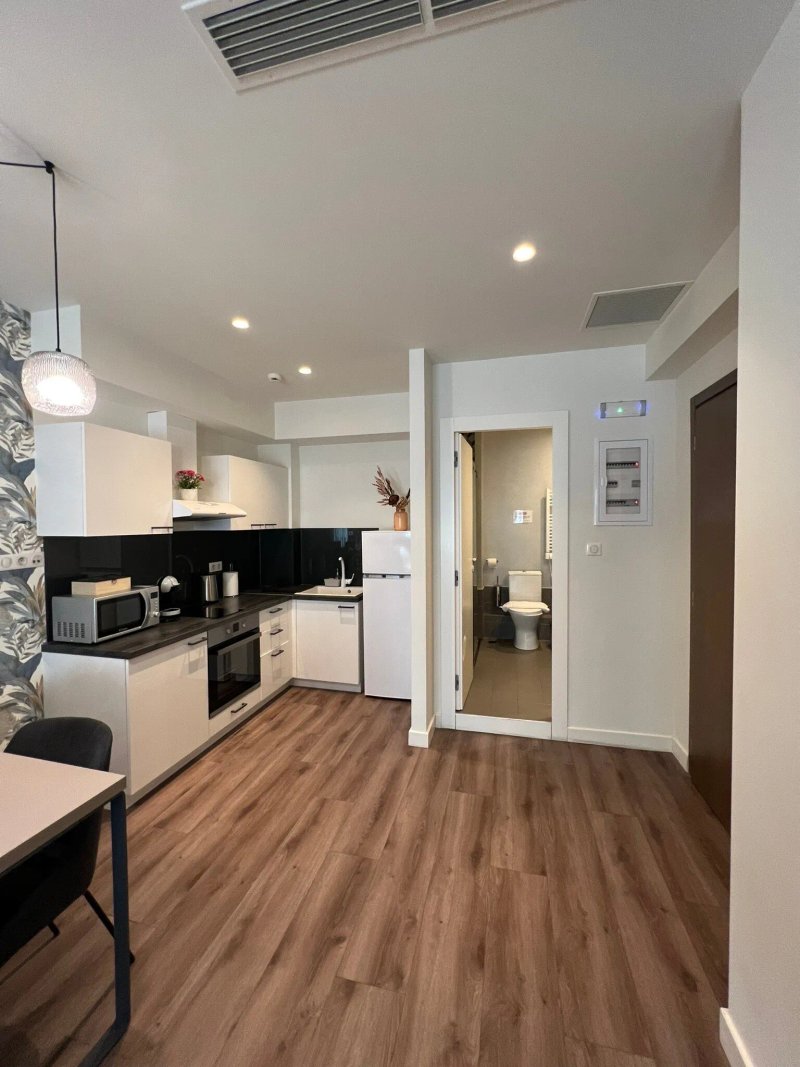 Urban Nest Hotel