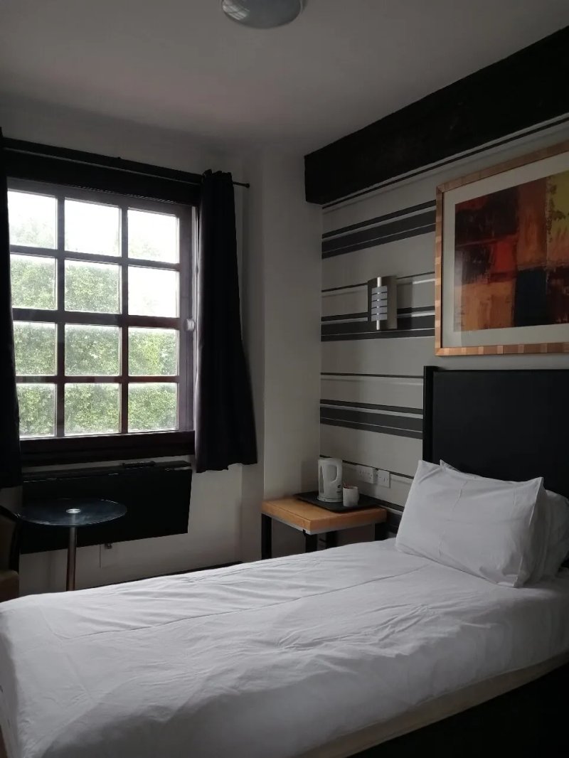 Cornmill Hotel