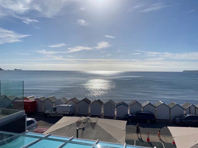 Channel View, Boutique Beachfront Hotel
