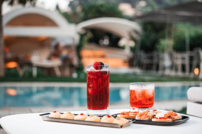 Pazziella Garden & Suites