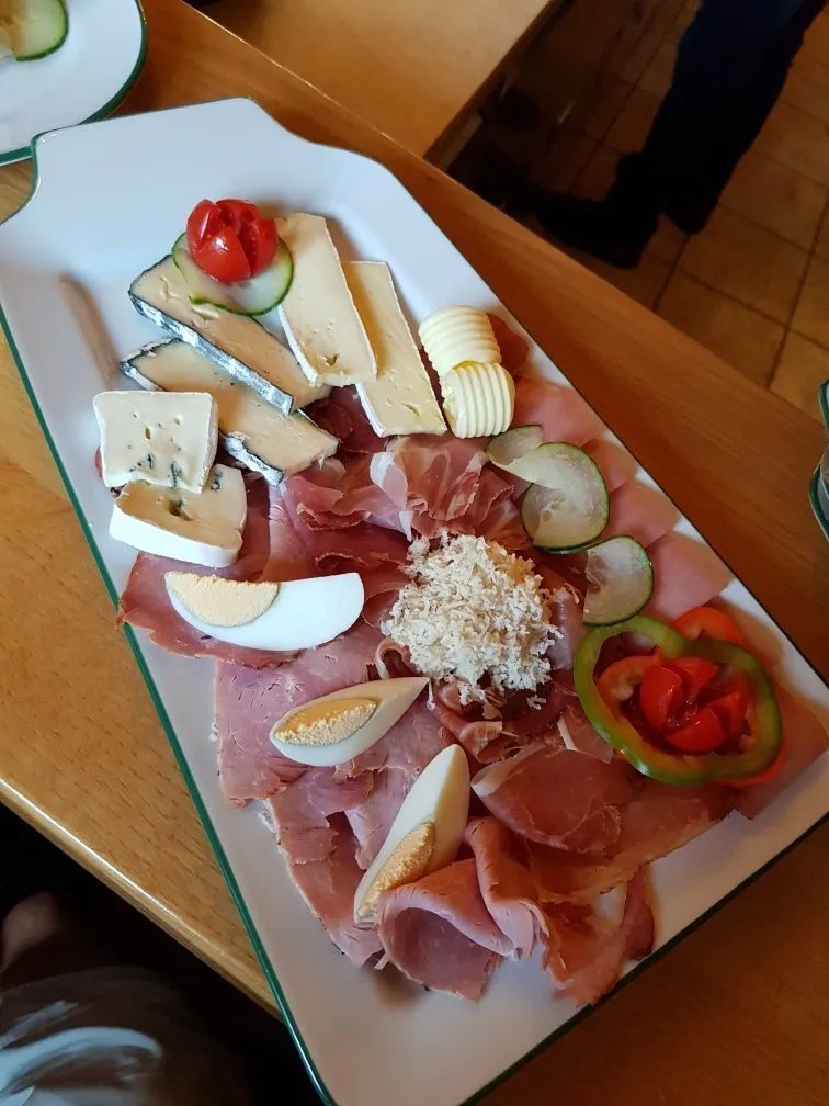 Buschenschank im Gwolb