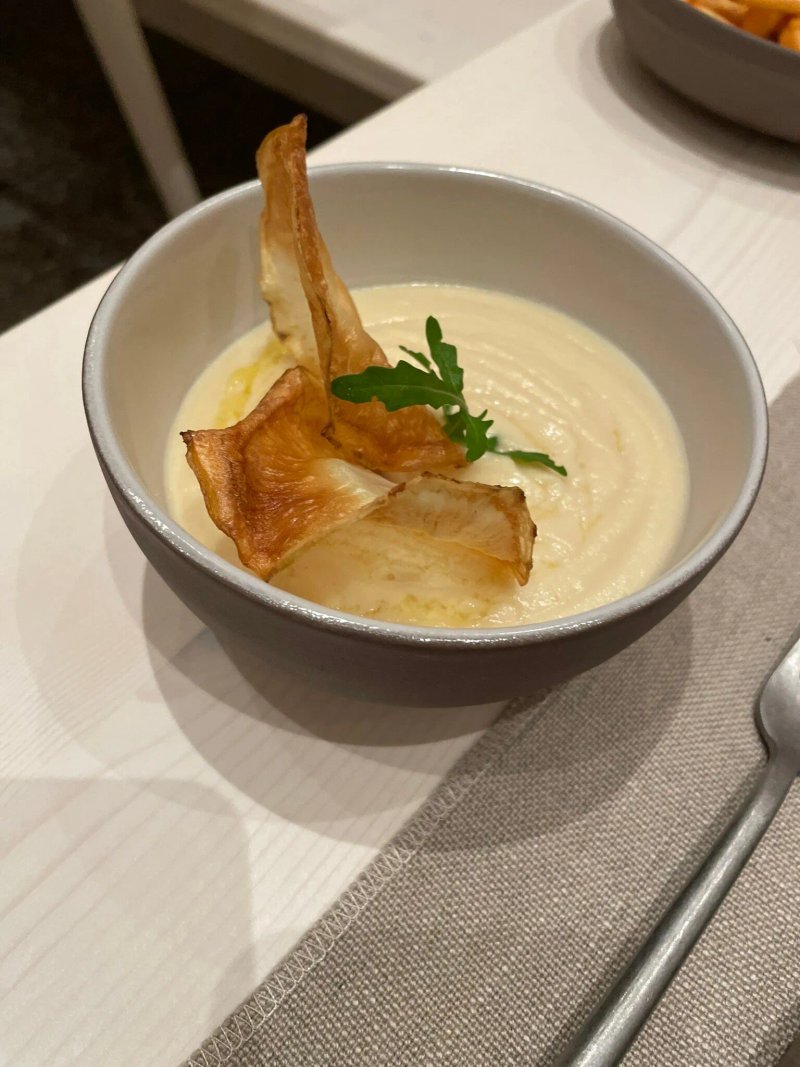 Atto Suites & Cuisine