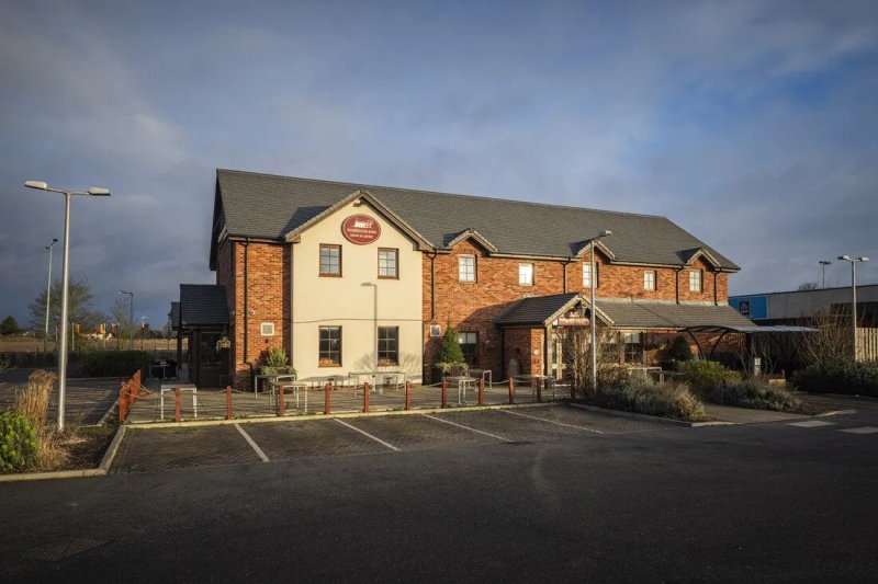 Chestnut Tree Farm - Dining & Carvery