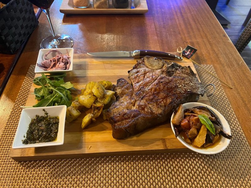 Fanny's Pub & Barbecue
