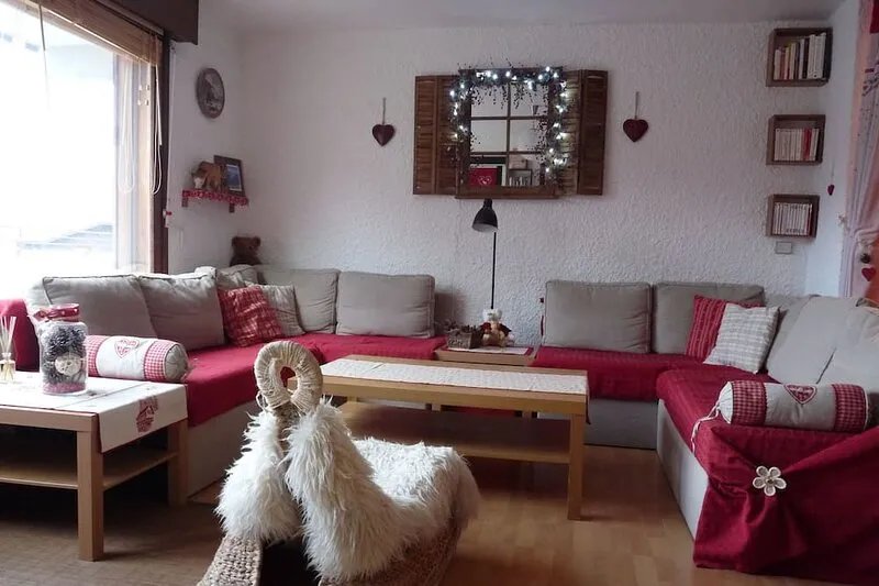 45M ² in the CENTER of COMBLOUX. 2 to 4 pers. READ THE APPRECIATIONS!