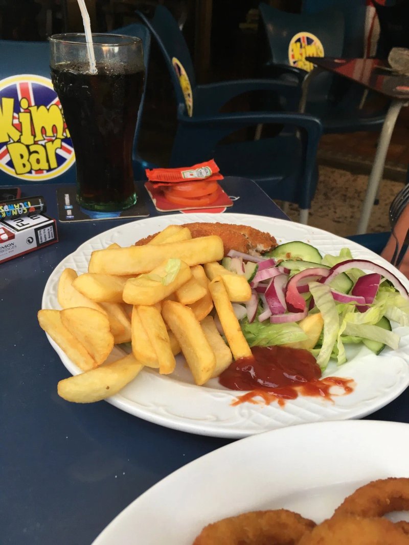 Kim's Bar