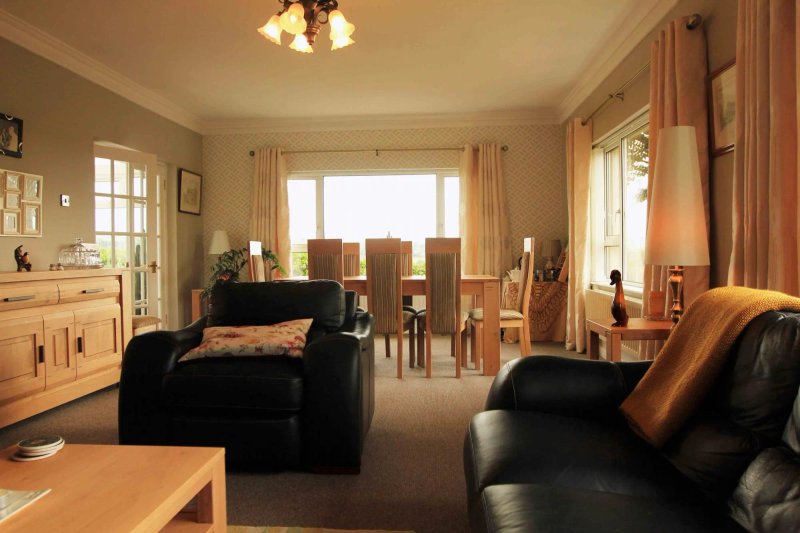 Elagh View Bed & Breakfast